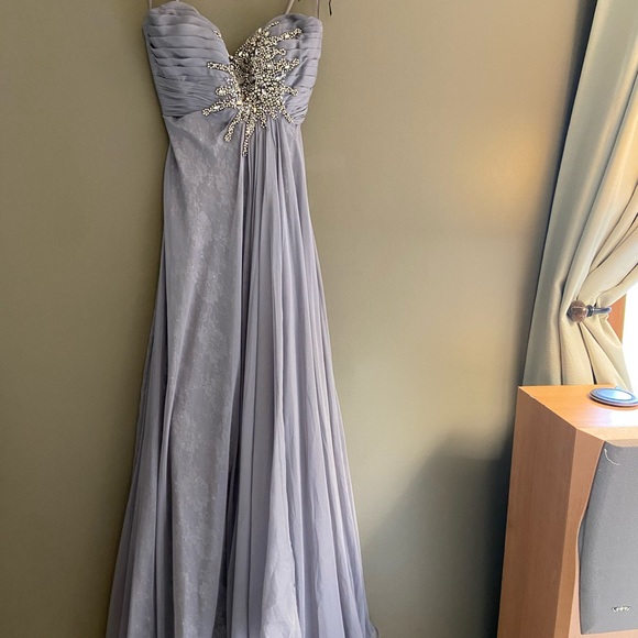 Grey prom dress by Mac Duggal - Picture 5 of 11
